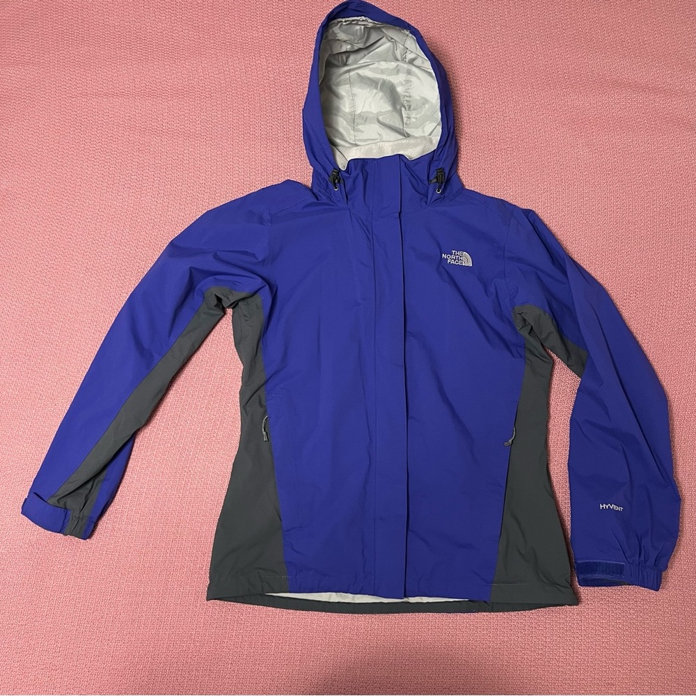 The North Face Blue and Gray Ski Jacket